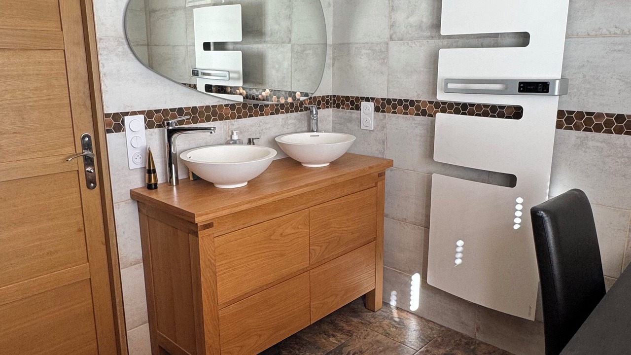 Photo of Bathroom in Drumettaz-Clarafond