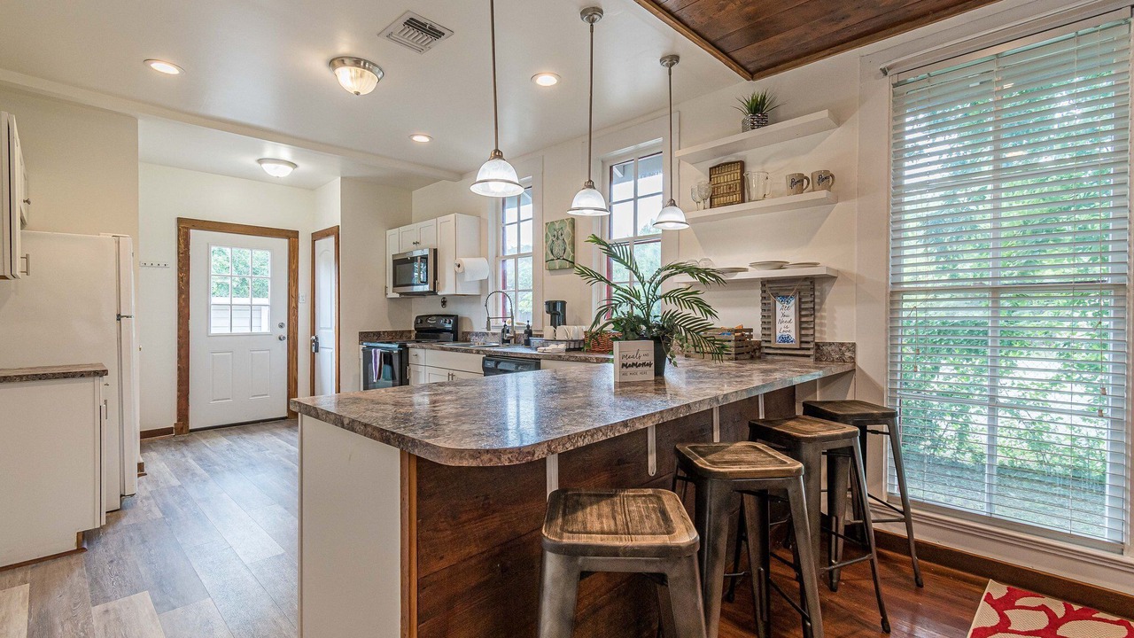 Photo of Kitchen in Mahncke Park