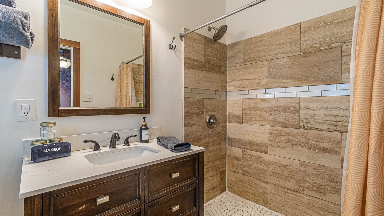 Photo of Bathroom in Mahncke Park