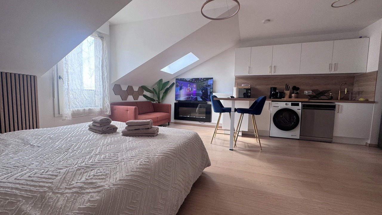 Photo of Bedroom in Villiers-le-Bel