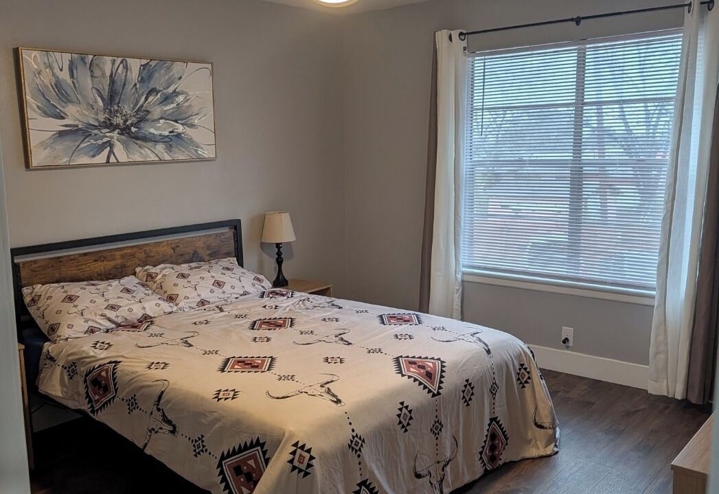 Photo of Bedroom in Northwest Los Angeles Heights