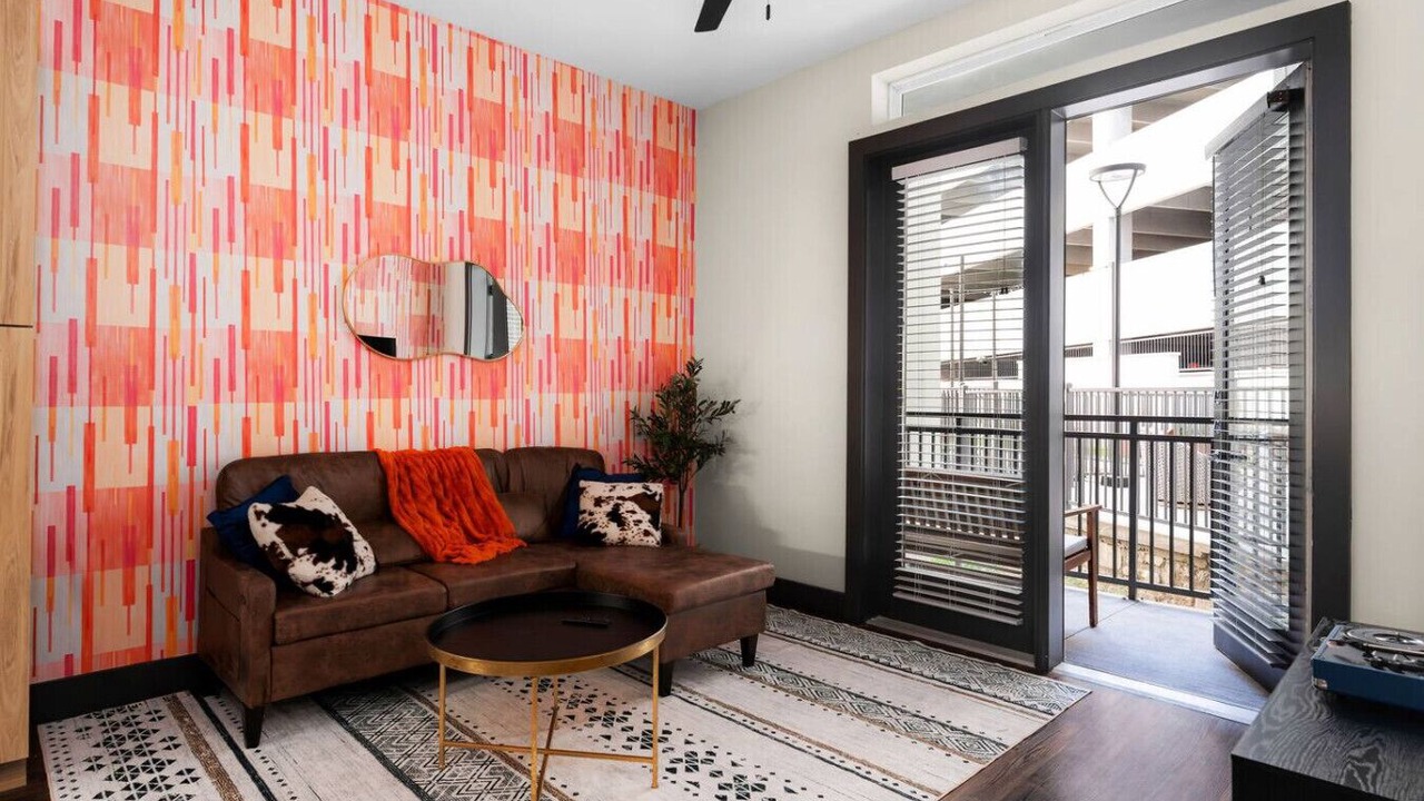 Photo of Livingroom in North Burnet