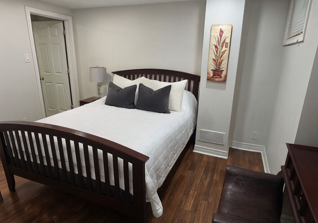Photo of Bedroom in Richmond Hill
