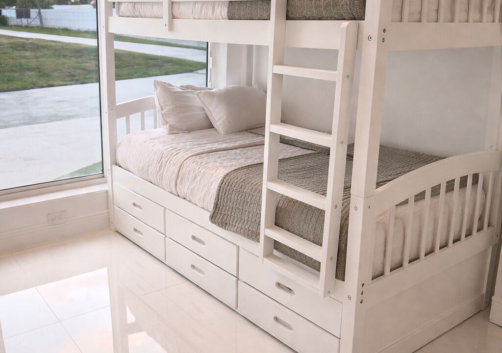 Photo of Bedroom in Tamiami