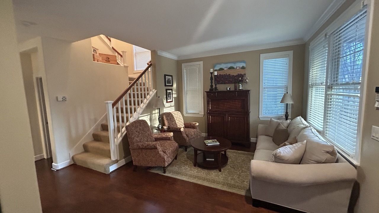 Photo of Livingroom in Yountville