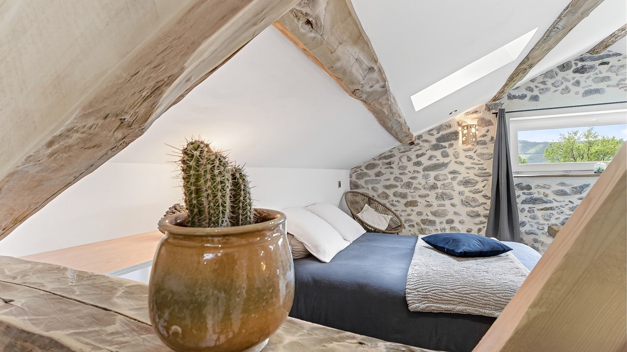 Photo of Bedroom in Chabestan