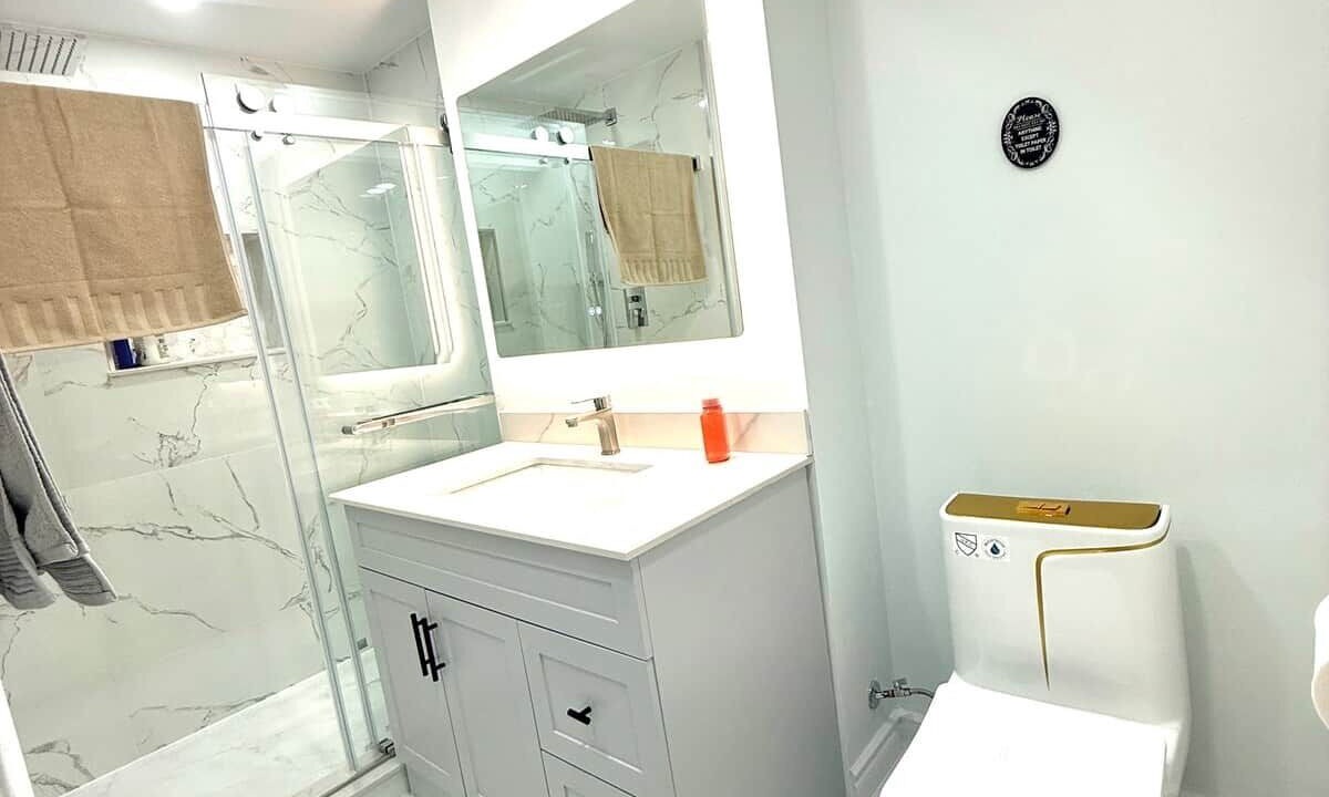 Photo of Bathroom in Leitrim