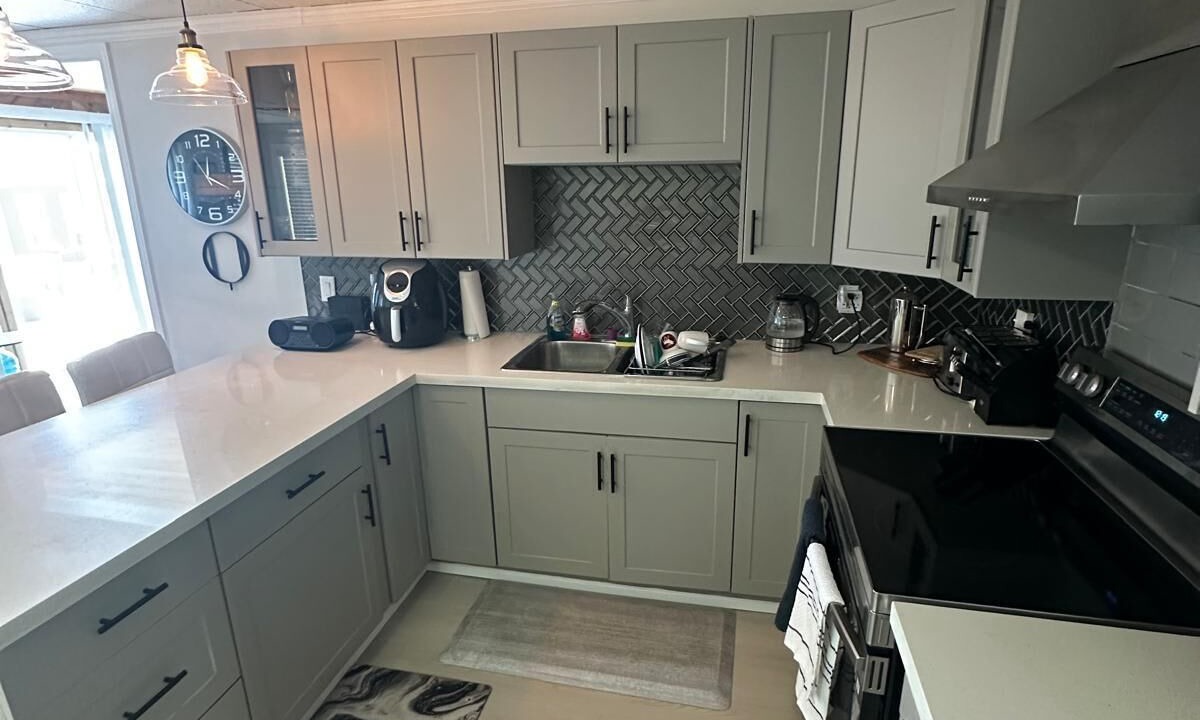 Photo of Kitchen in Kawartha Lakes