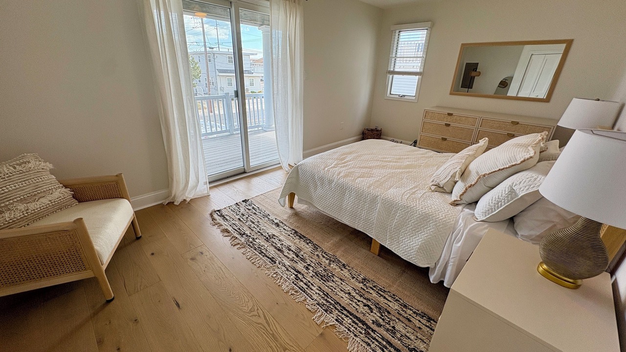 Photo of Bedroom in Avalon
