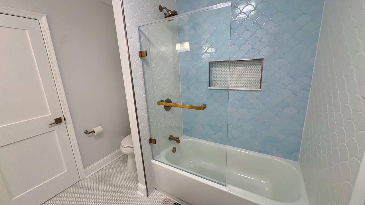 Photo of Bathroom in Avalon