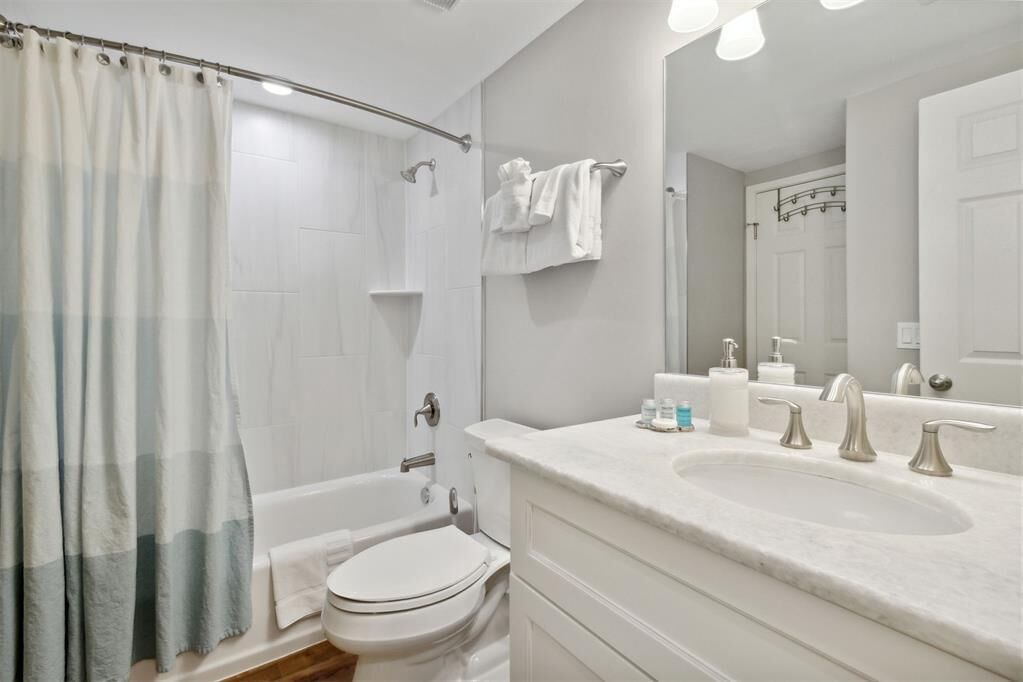 Photo of Bathroom in Fernandina Beach