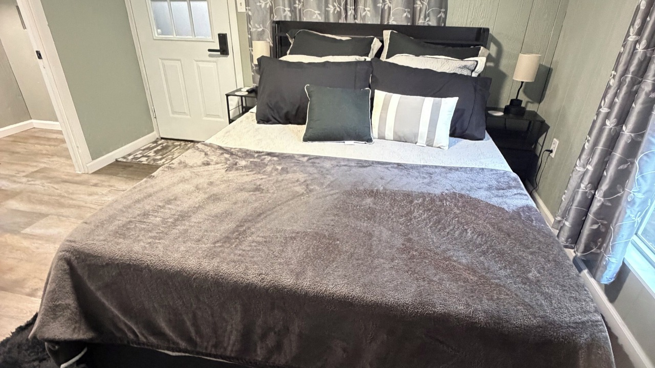 Photo of Bedroom in Bronson