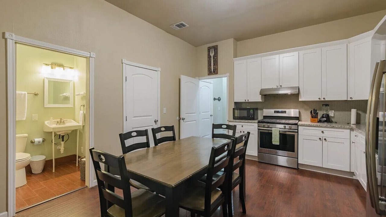 Photo of Kitchen in Five Points