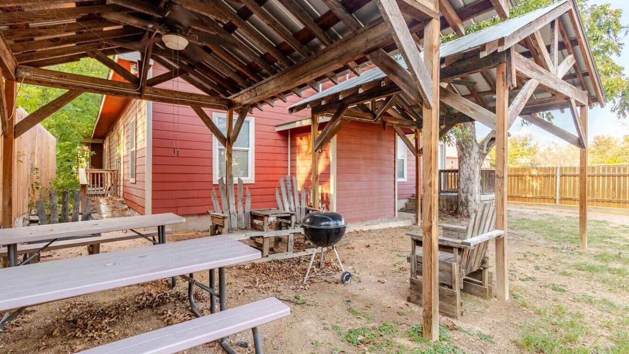Photo of Outdoor in Five Points