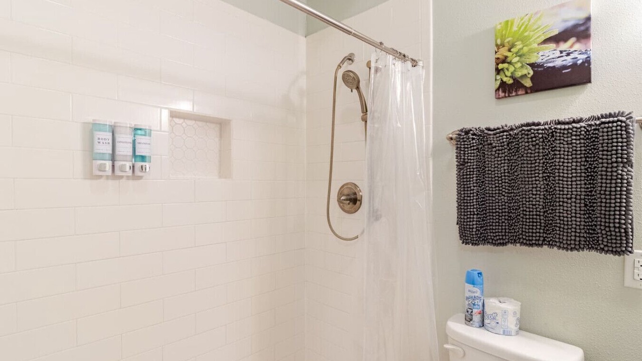 Photo of Bathroom in Five Points