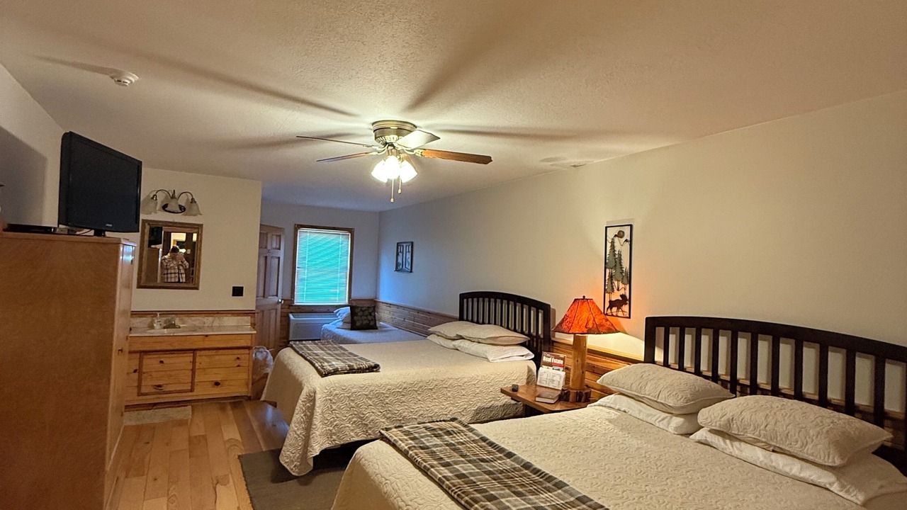 Photo of Bedroom in Eminence