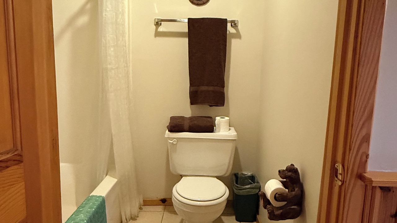Photo of Bathroom in Eminence
