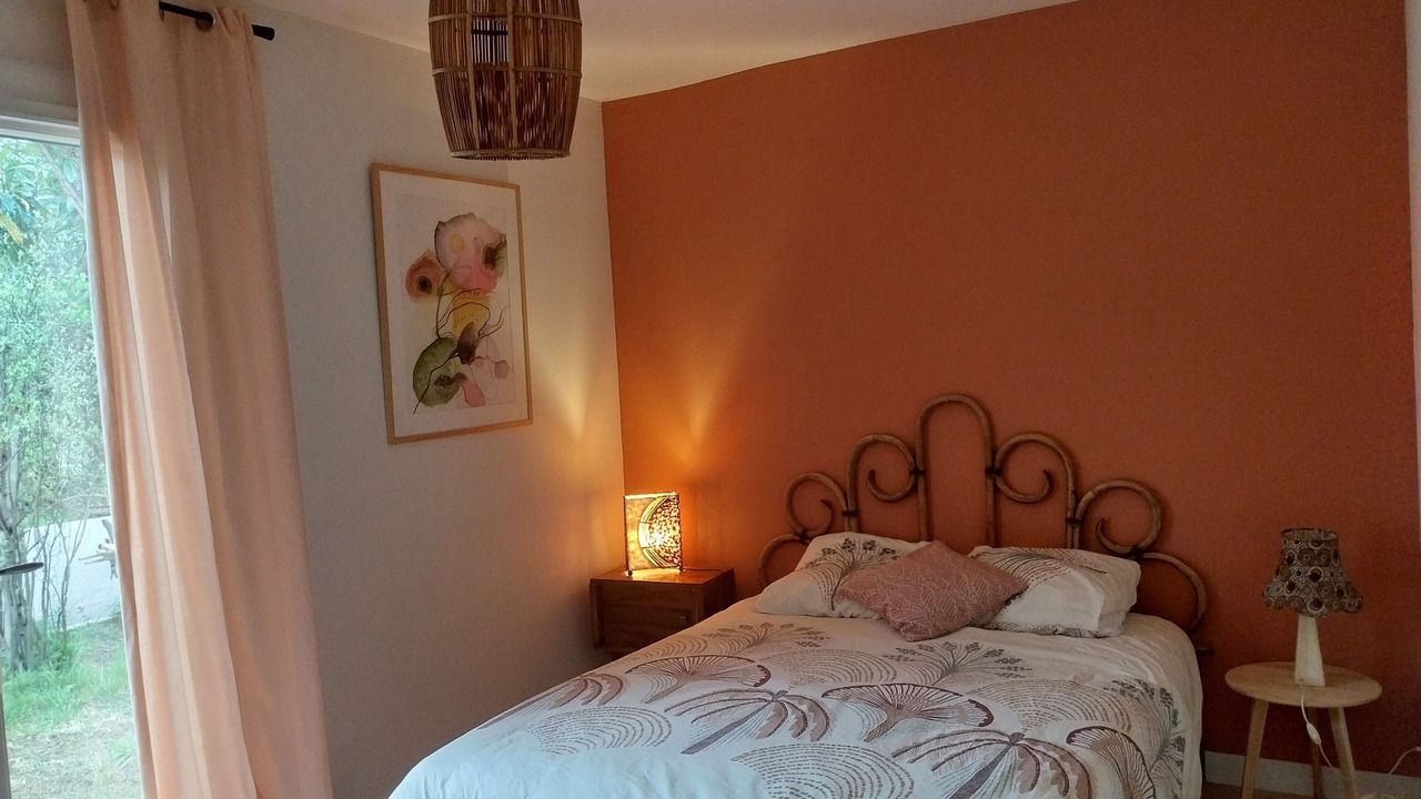 Photo of Bedroom in Reynes