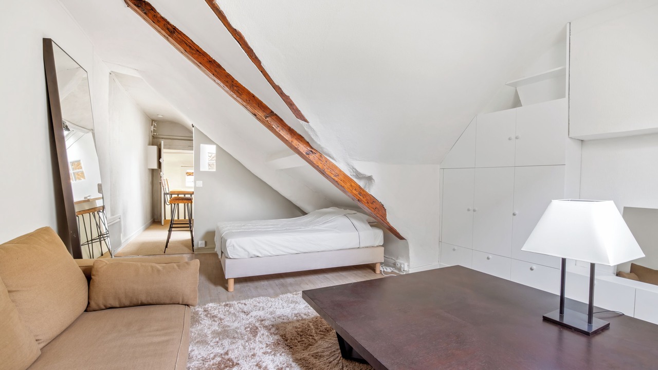 Photo of Bedroom in Notre-Dame-des-Champs