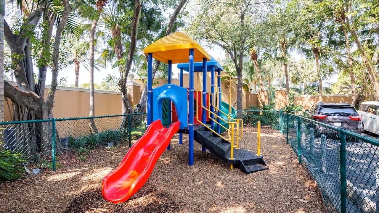 Photo of Others in Aventura