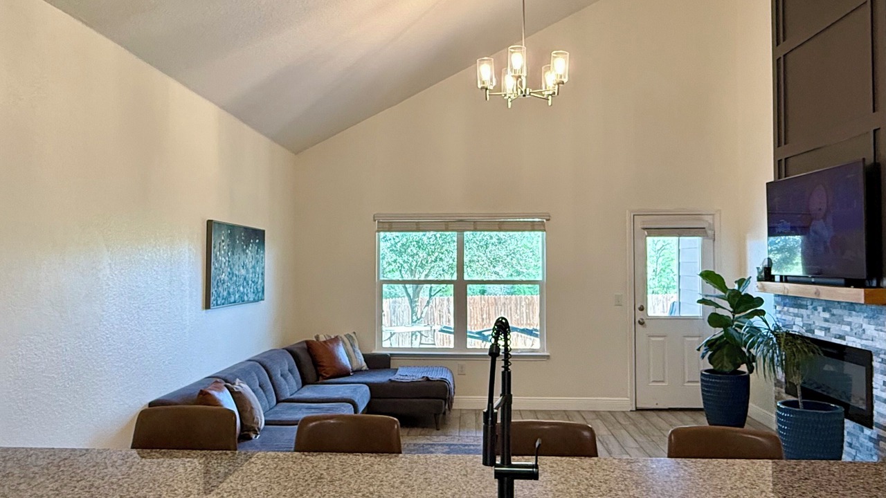 Photo of Livingroom in Briarcreek