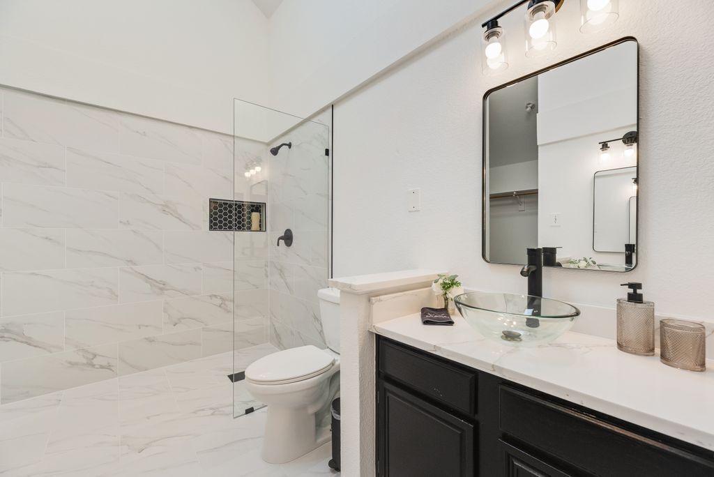 Photo of Bathroom in Frisco