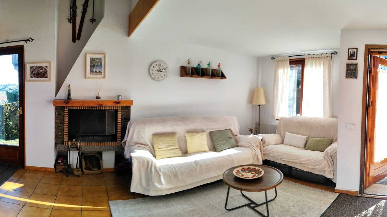 Photo of Livingroom in Sainte-Leocadie