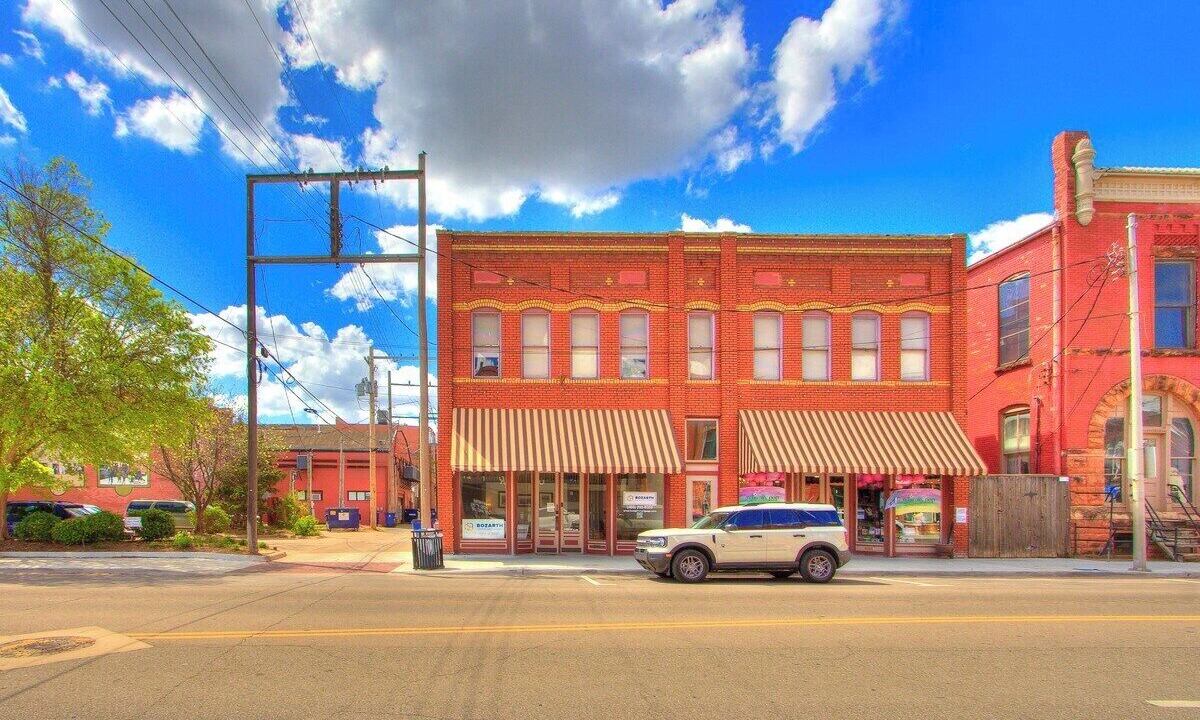 Photo of Outdoor in Guthrie