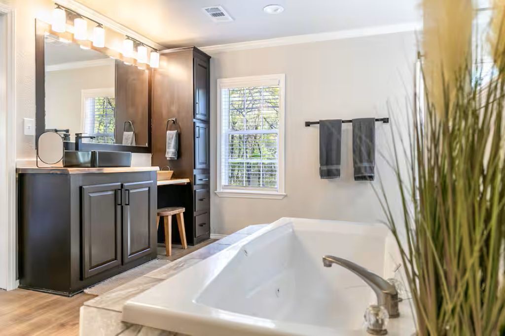 Photo of Bathroom in Oklahoma County