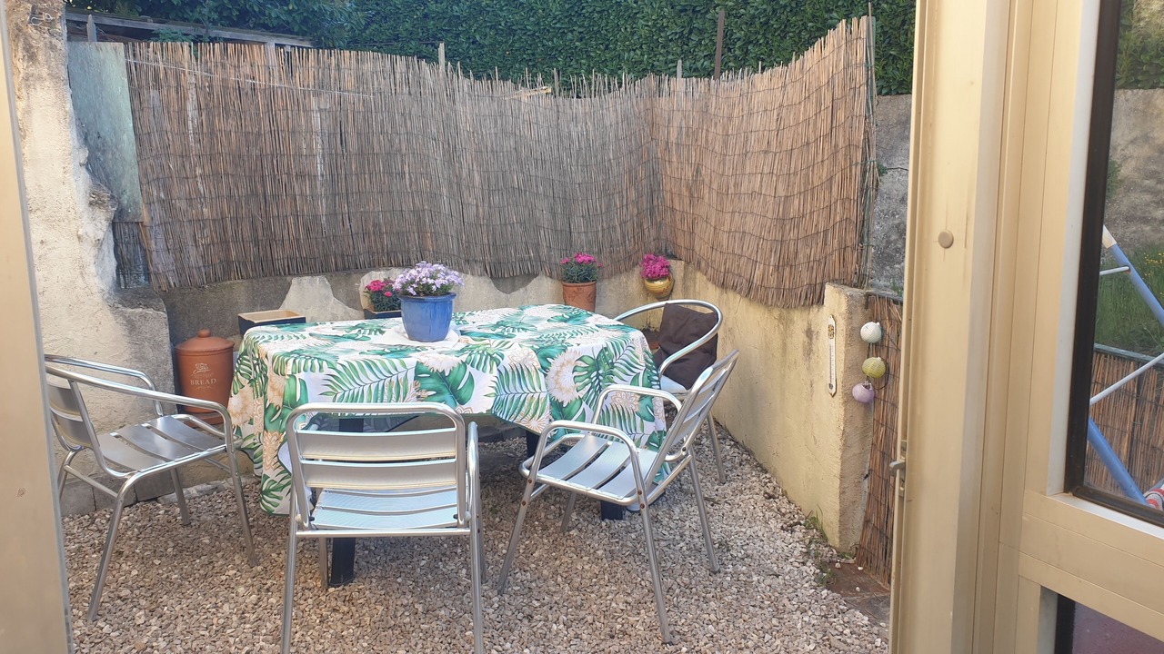 Photo of Outdoor in Clara