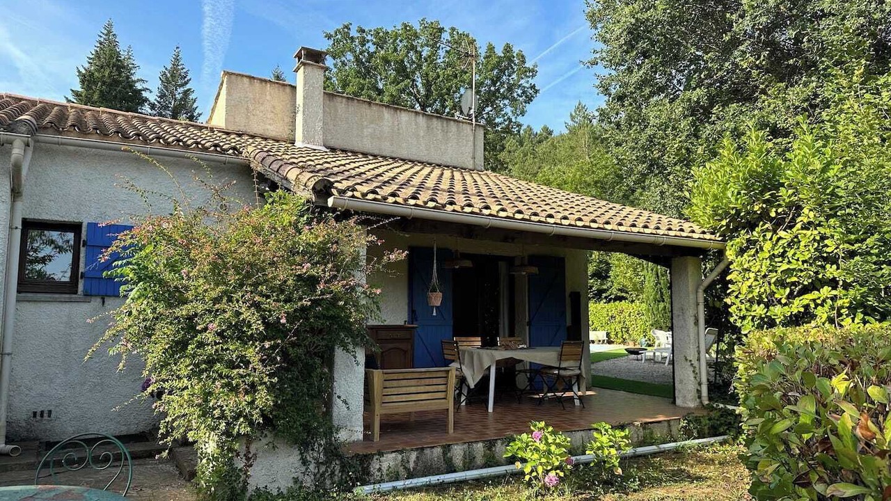 Photo of Outdoor in Les Aires