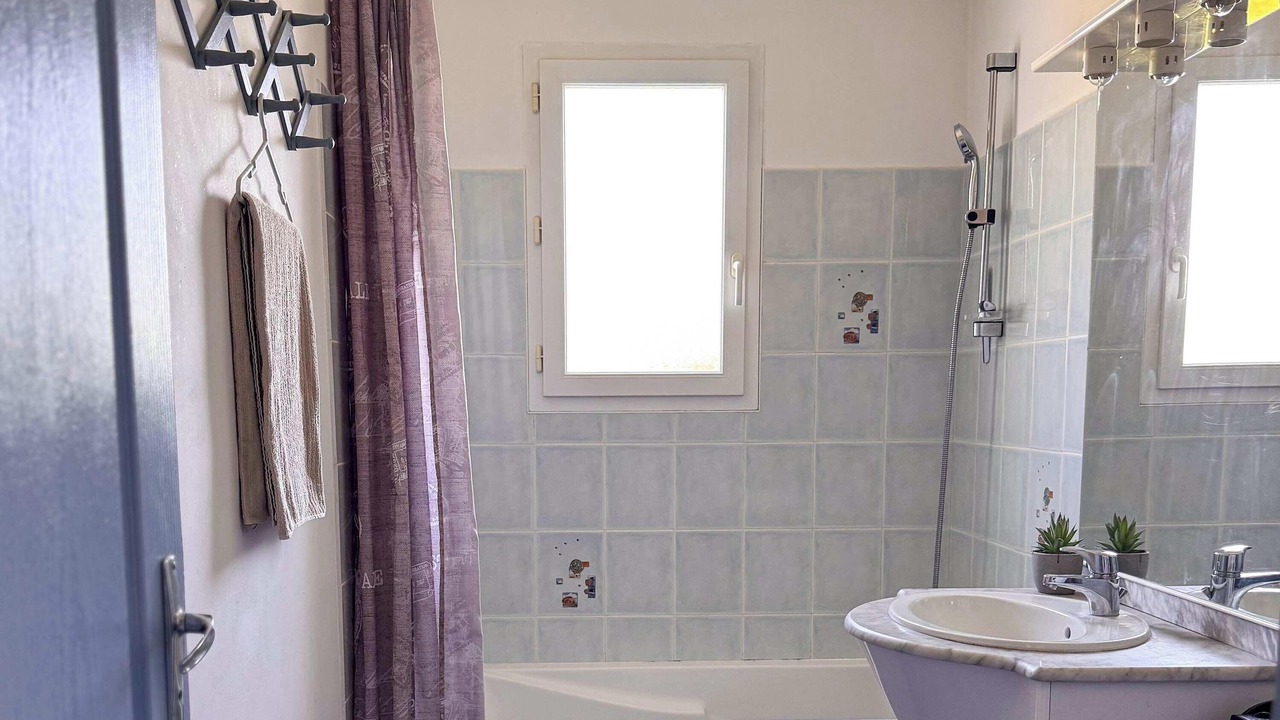 Photo of Bathroom in Saint-Michel-Mont-Mercure