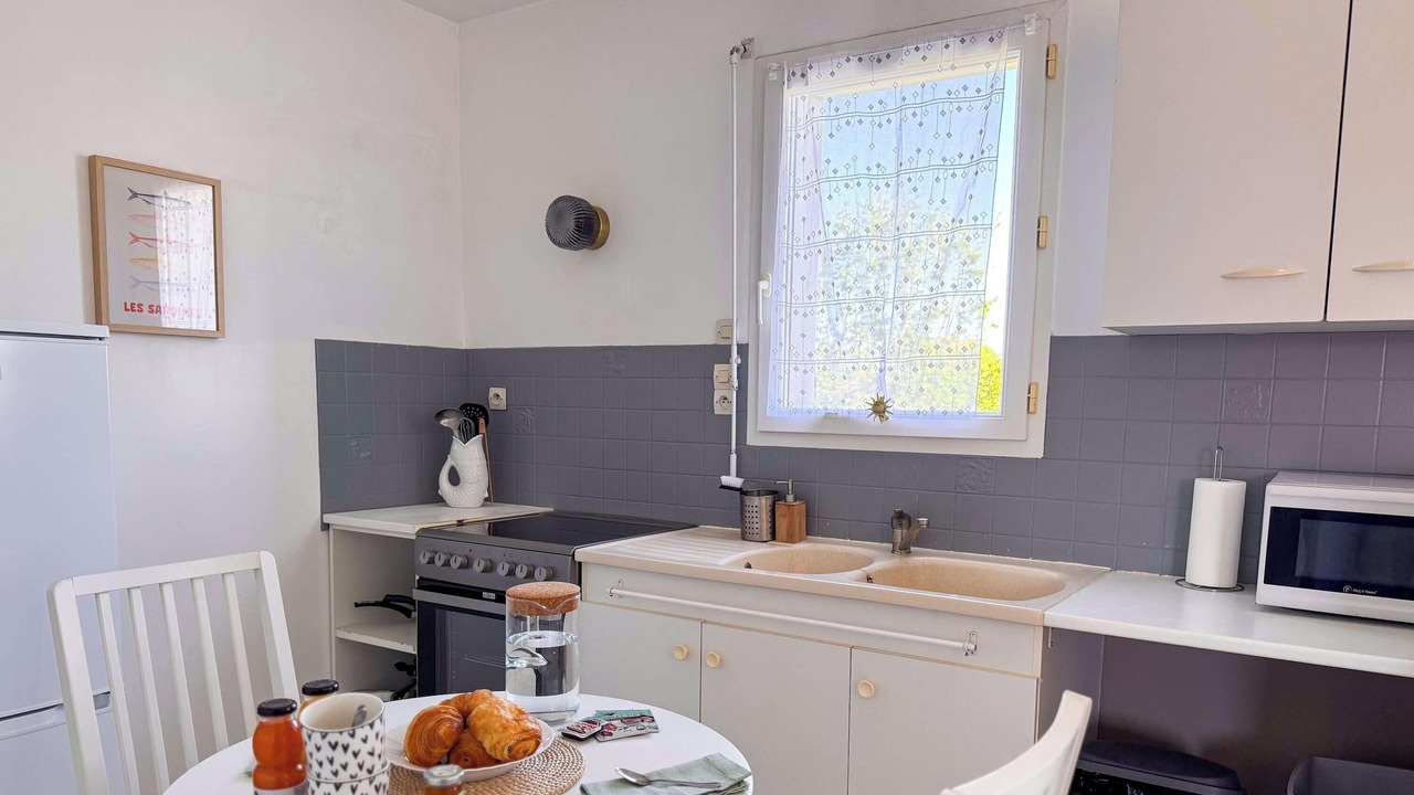 Photo of Kitchen in Saint-Michel-Mont-Mercure