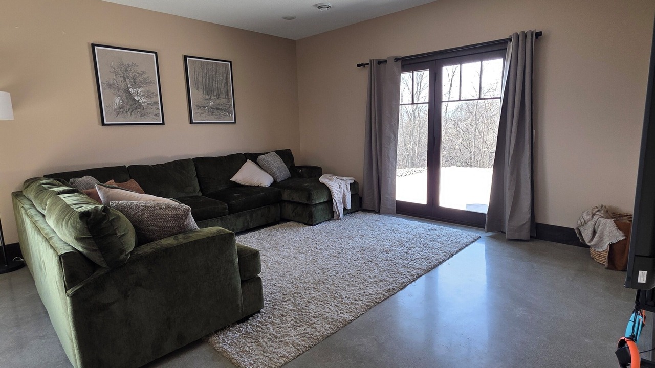 Photo of Livingroom in Hutchinson