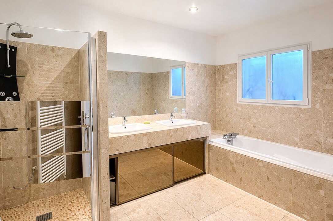 Photo of Bathroom in Baillargues