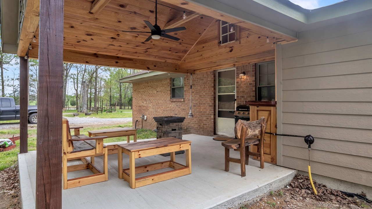 Photo of Outdoor in Starkville