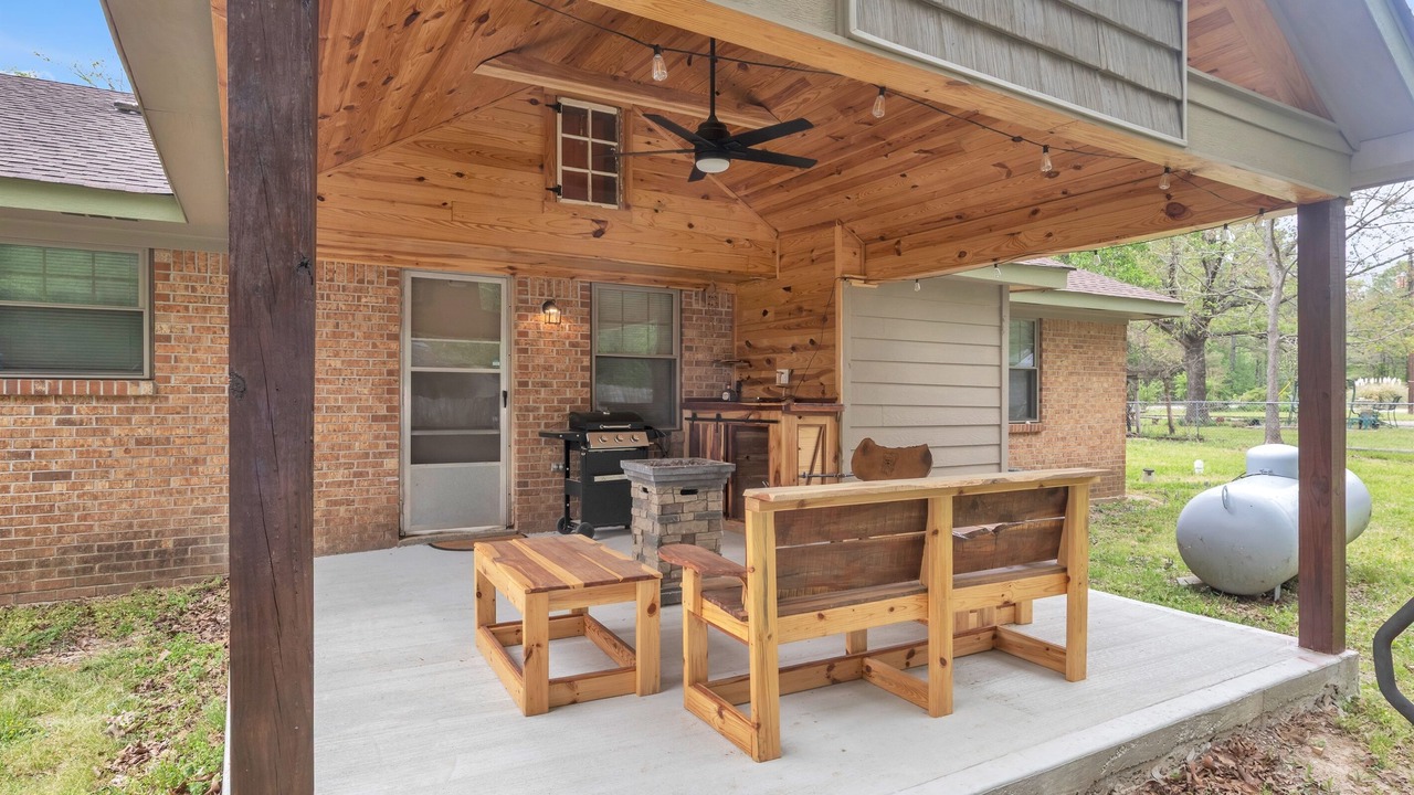 Photo of Outdoor in Starkville