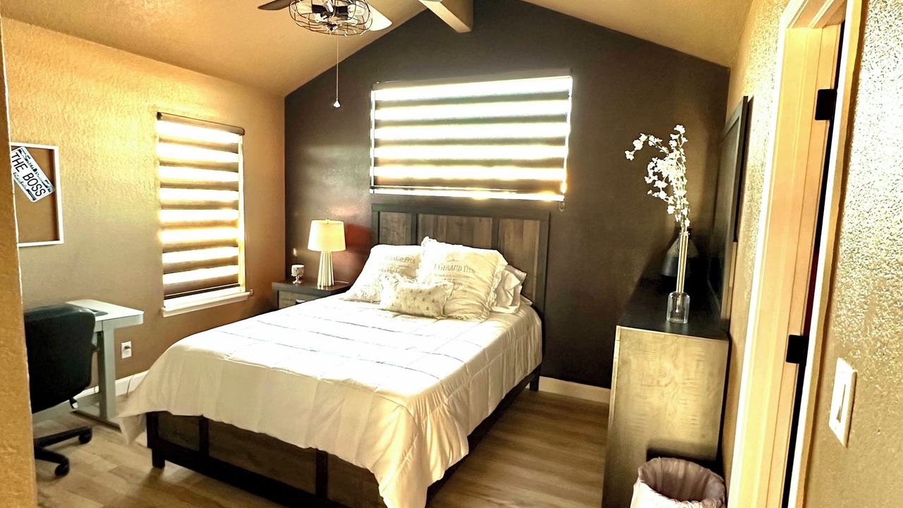 Photo of Bedroom in Biggs Field