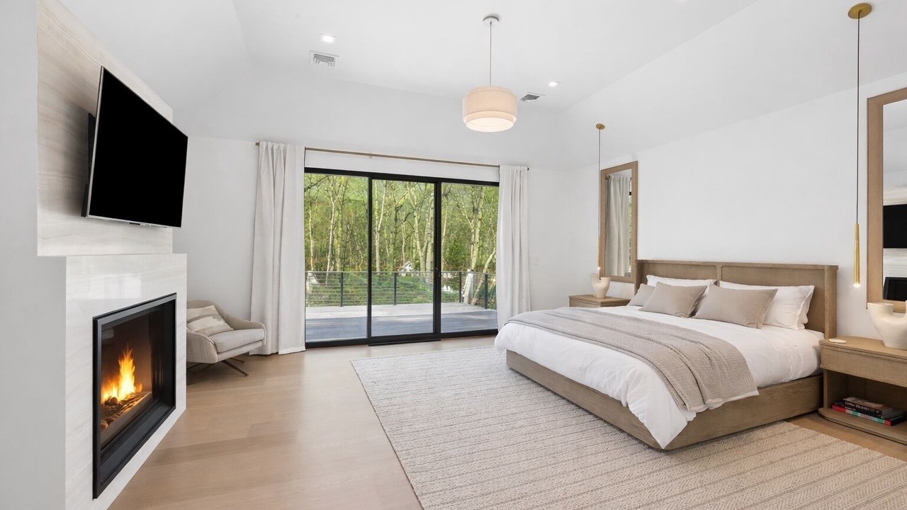 Photo of Bedroom in Noyack