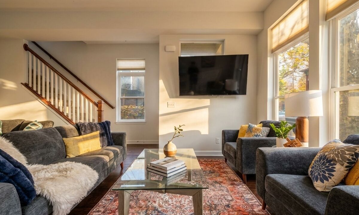 Photo of Livingroom in Ohio City