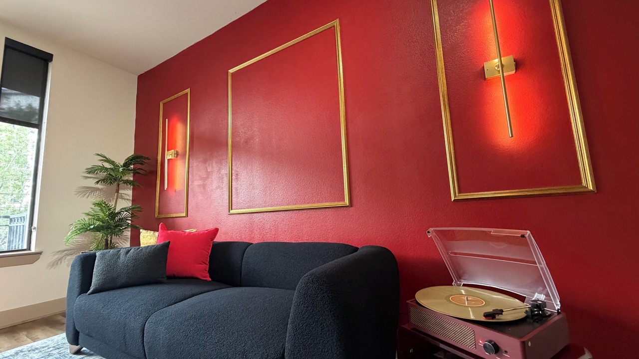 Photo of Livingroom in Midtown