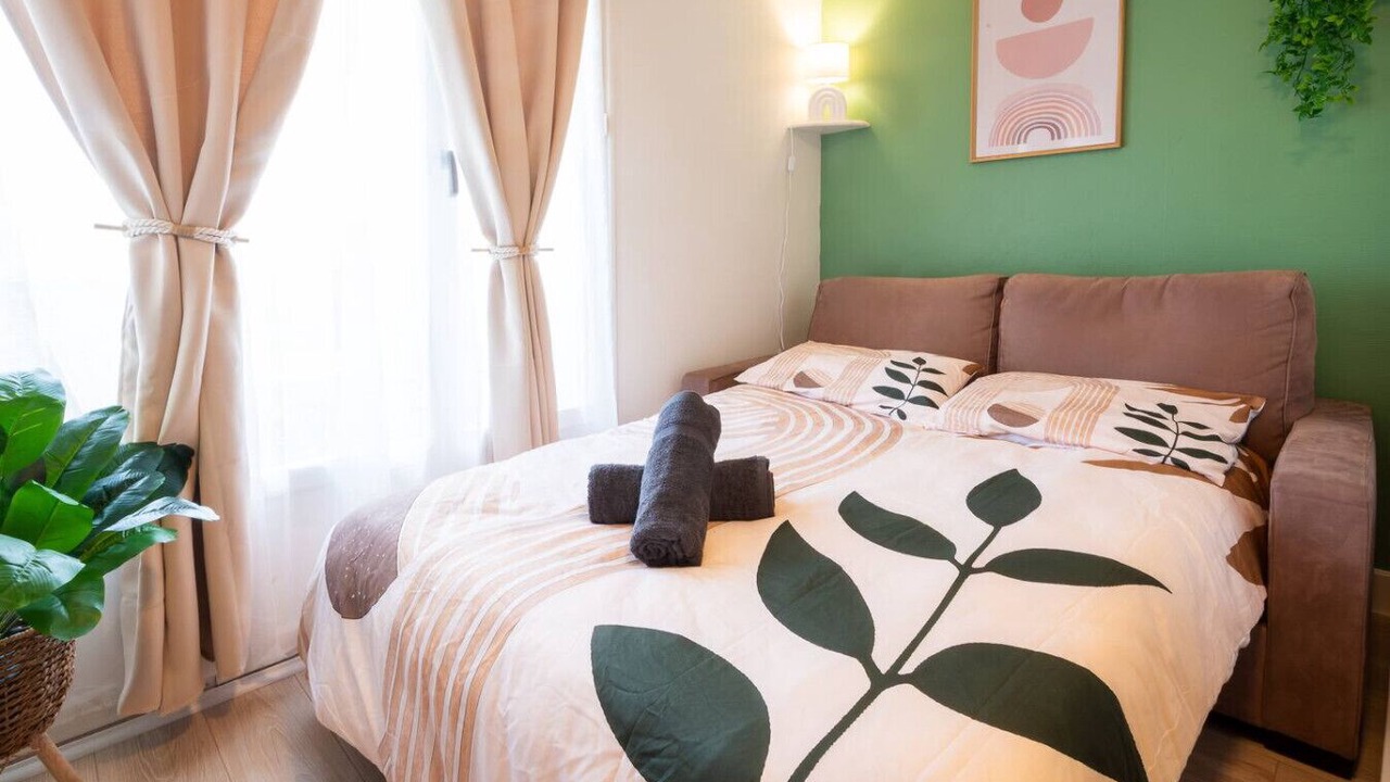 Photo of Bedroom in Evreux