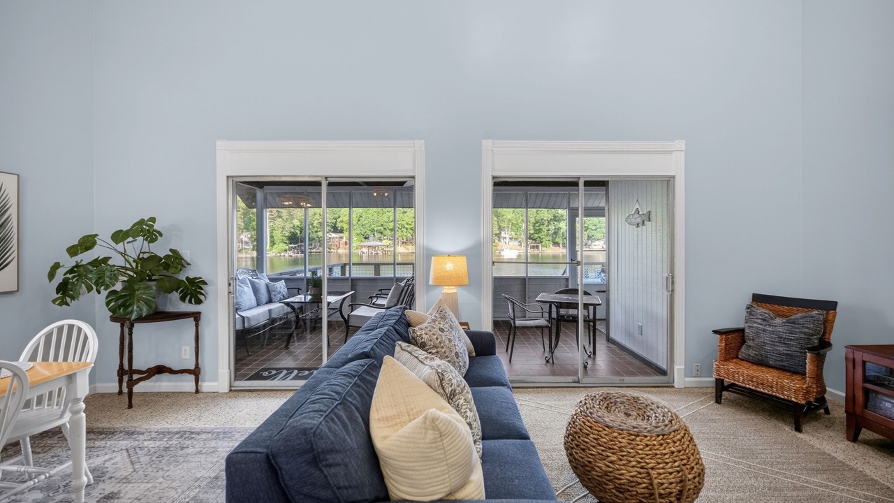 Photo of Livingroom in Titus