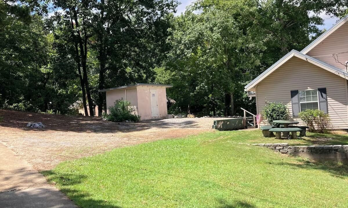 Photo of Outdoor in Titus