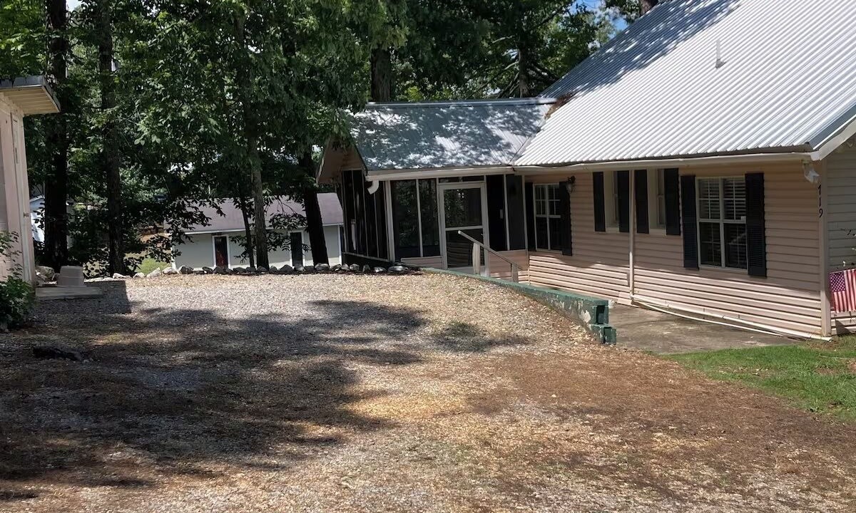 Photo of Outdoor in Titus