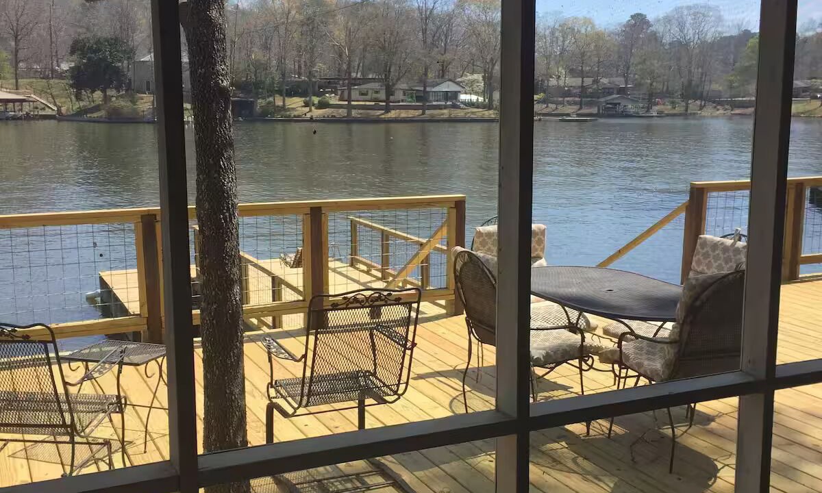 Photo of Outdoor in Titus