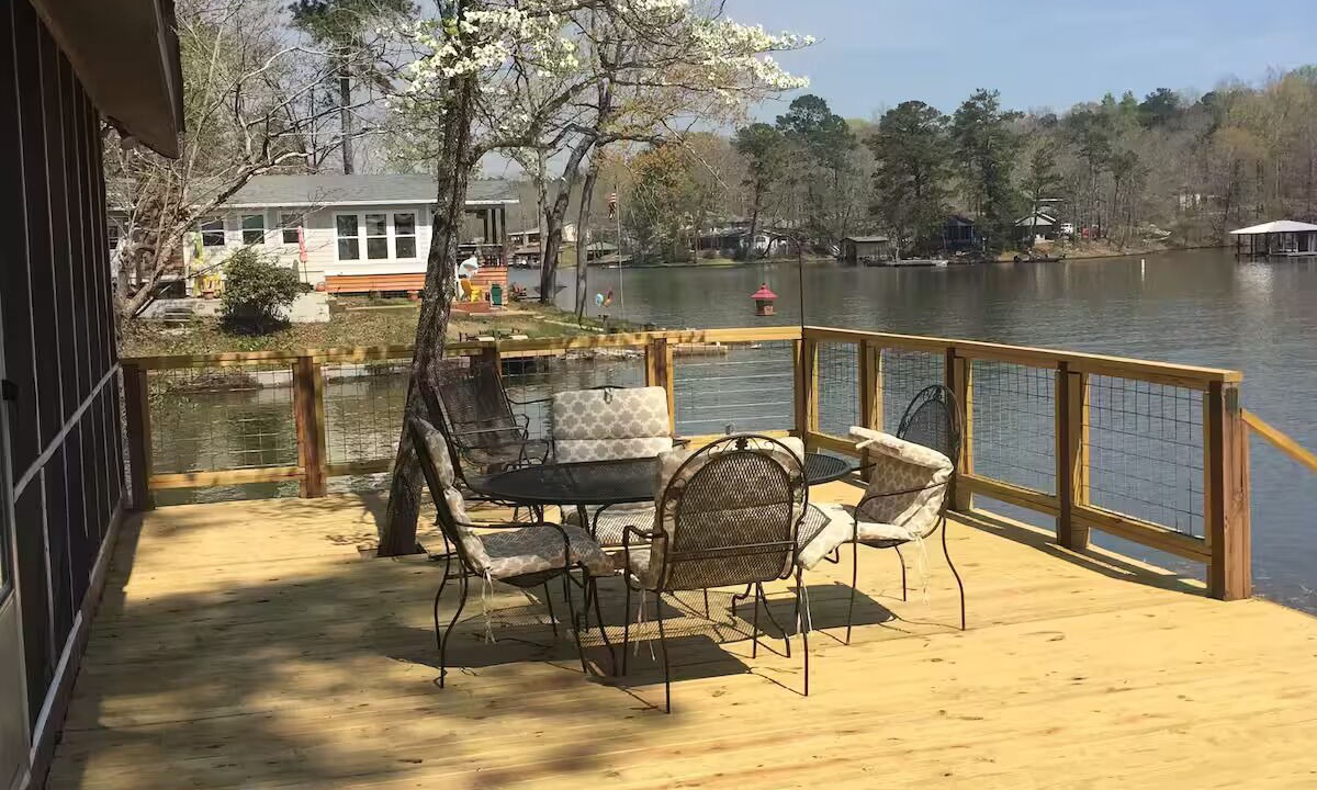 Photo of Outdoor in Titus