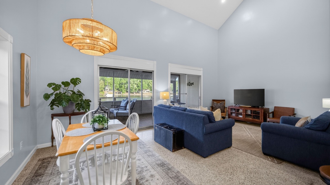 Photo of Livingroom in Titus