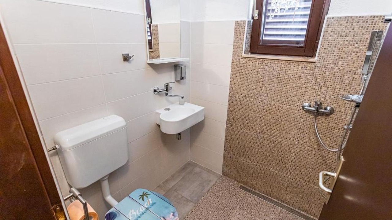 Photo of Bathroom in Cove Osibova (Milna)