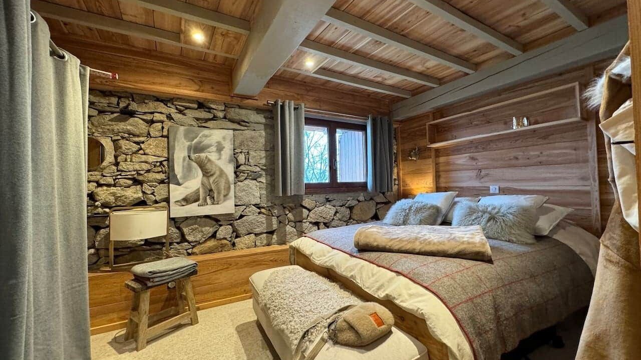 Photo of Bedroom in Estaing